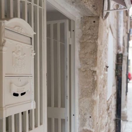 Villa Dimora Di Mare à Trani Extérieur photo